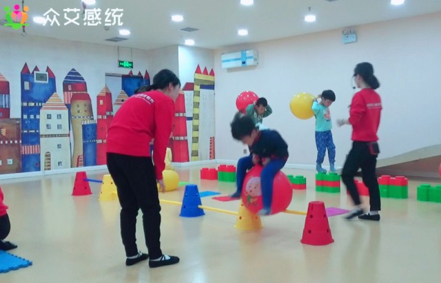 洛陽(yáng)兒童康復(fù)訓(xùn)練機(jī)構(gòu)